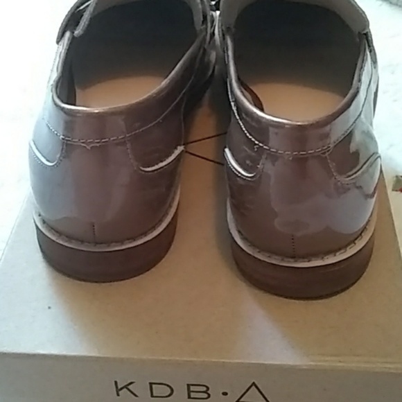 Kelsi Dagger Brooklyn Rose Gold Tassel loafer - Picture 4 of 8